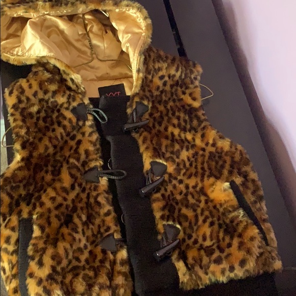 CHEETAH VEST - Picture 1 of 2